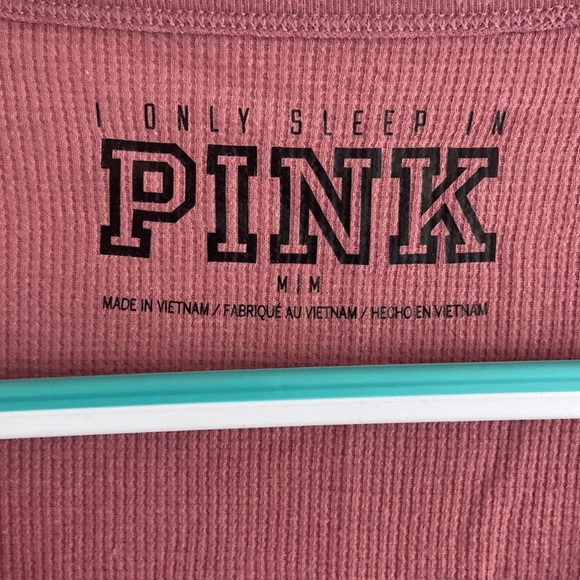 Victoria’s Secret long sleeve, Henny Pink Medium, fitted - Picture 2 of 4
